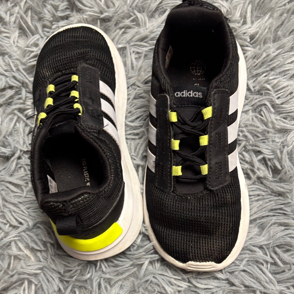 Adidas Kids Black Sneakers - Picture 2 of 10